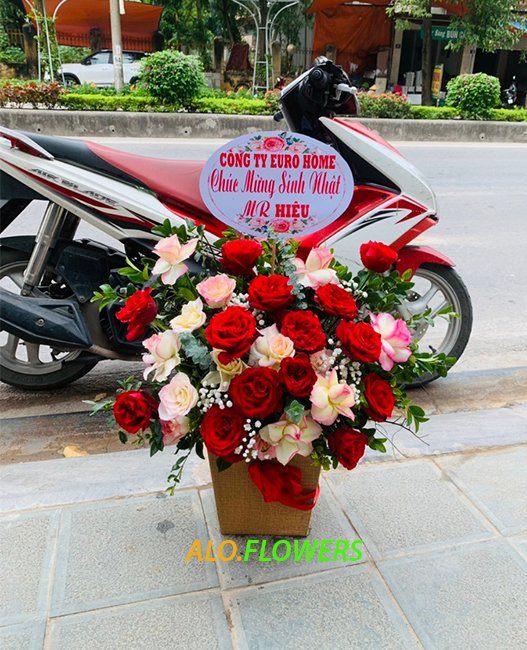 giỏ hoa tặng bạn