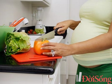 3 lưu ý trong chế độ dinh dưỡng phù hợp cho phụ nữ mang thai bị thừa cân