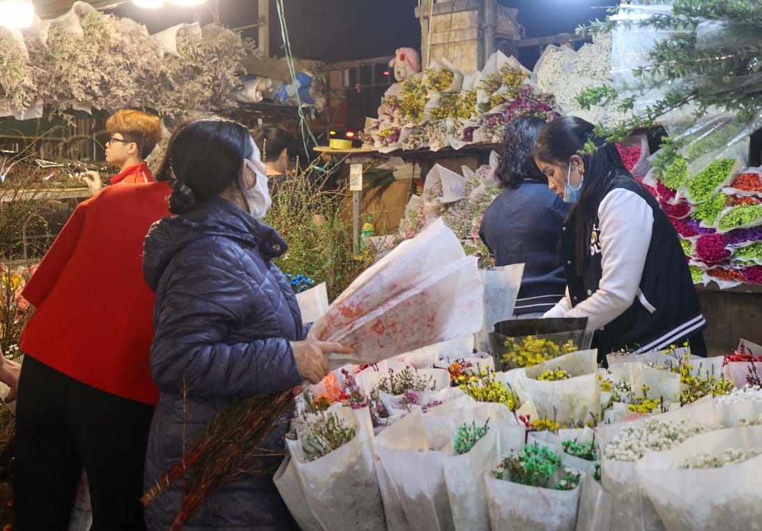 Chợ đầu mối hoa tươi Hà Nội Điểm đến lý tưởng cho những tín đồ yêu hoa